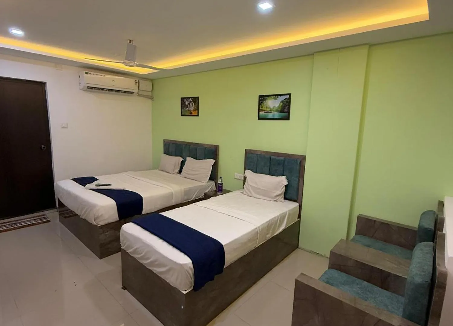 Queens Residency - Kochi 0*,  India