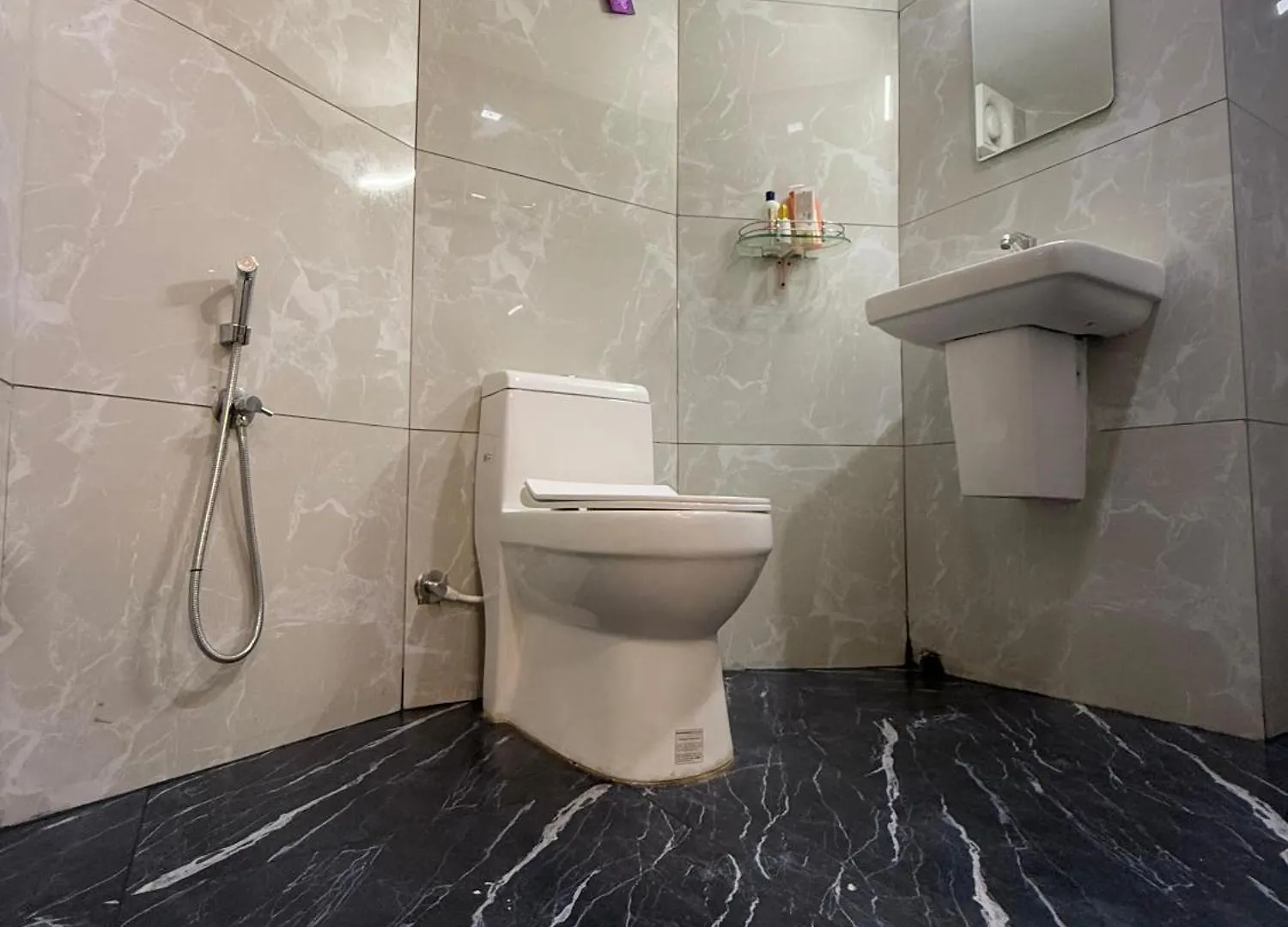 Queens Residency - Kochi Hotel